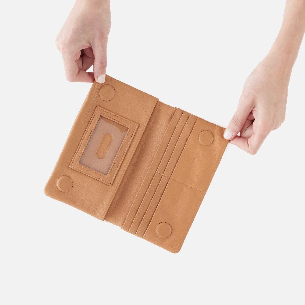 Hobo Lumen Continental Wallet Pebbled Leather| Sandstorm