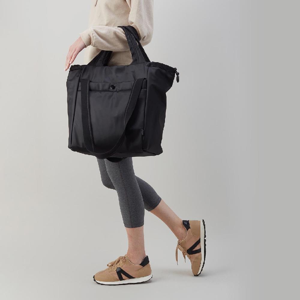 Hobo Places To Go Tote CaRefiber Recycled Nylon| Teal