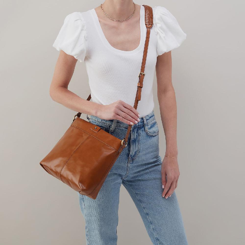 Hobo Romy Medium Crossbody Polished Leather| Truffle