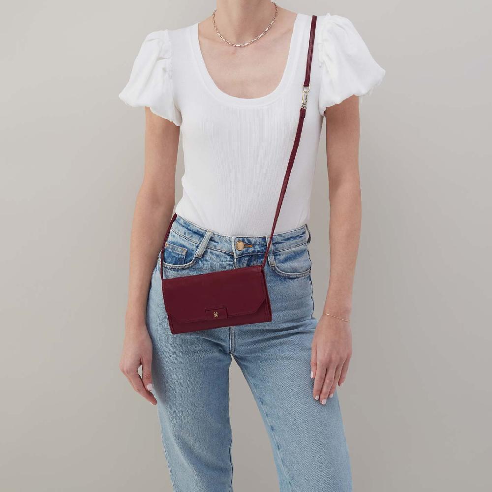 Hobo Romy Wallet Crossbody Polished Leather| Saddleberry