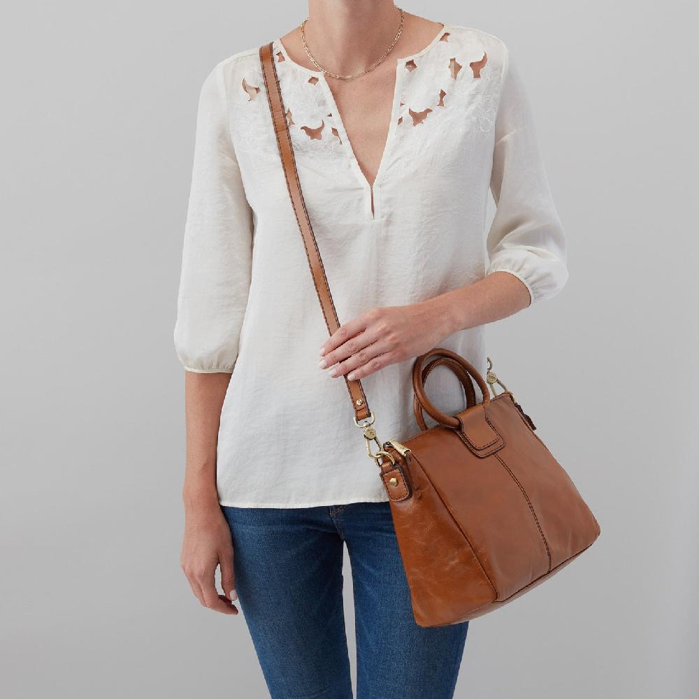 Hobo Sheila Medium Satchel Polished Leather| Truffle