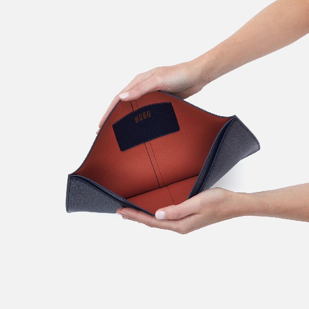 Hobo Vida Laptop Sleeve Micro Pebbled Leather| Mood Indigo