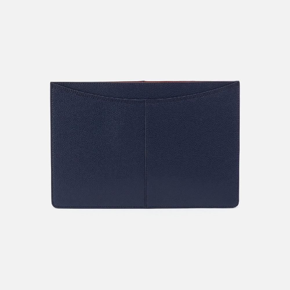 hobo Vida Laptop Sleeve Micro Pebbled Leather| Mood Indigo