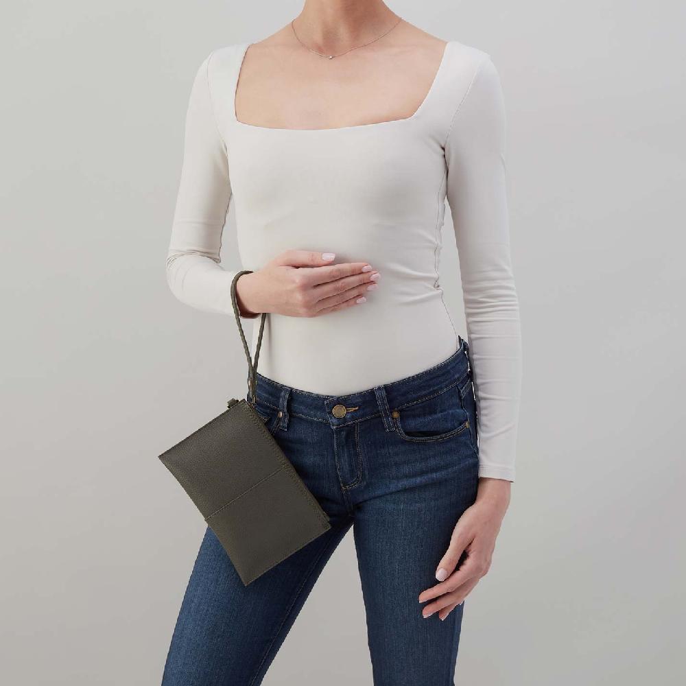 Hobo Vida Small Pouch Micro Pebbled Leather| Desert Palm