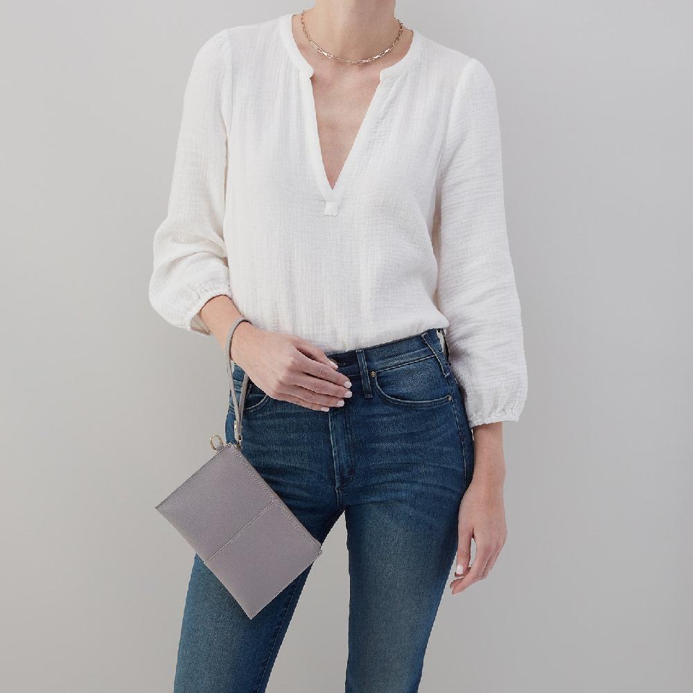 Hobo Vida Small Pouch Micro Pebbled Leather| Morning Dove Grey