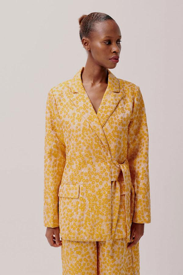 hofmann copenhagen Doris Blazer $116.00 $338.00 SAVE 65% Size 40 34 Variant sold out or unavailable 36 Variant sold out or unavailable 38 Variant sold out or unavailable 40 Variant sold out or unavailable 34 36 38 40 − + Addin