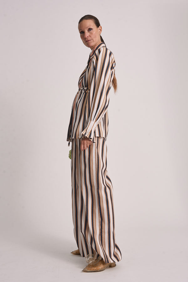 Hofmann Copenhagen Romane Pants Sand Dessert $93.00 $221.00 SAVE 57% Size 36 34 Variant Sold Out Or Unavailable 36 Variant Sold Out Or Unavailable 38 Variant Sold Out Or Unavailable 40 Variant Sold Out Or Unavailable 42 Variant