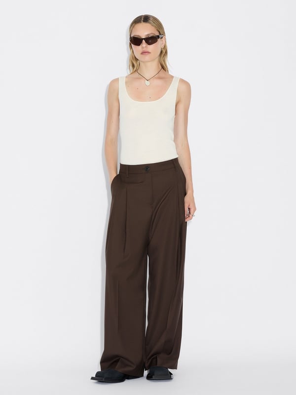 Holzweiler Alexa Pleat Trousers Brown