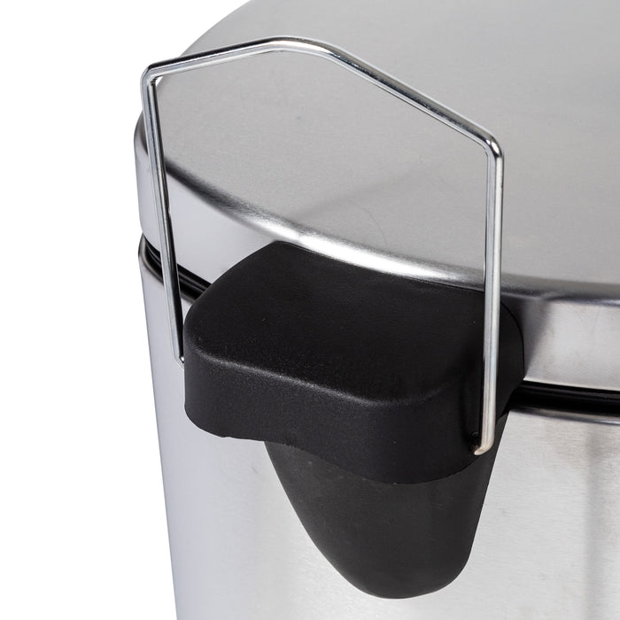 Honey Can Do Silver 30L Stainless Steel Soft-Close Step Trash Can With Lid