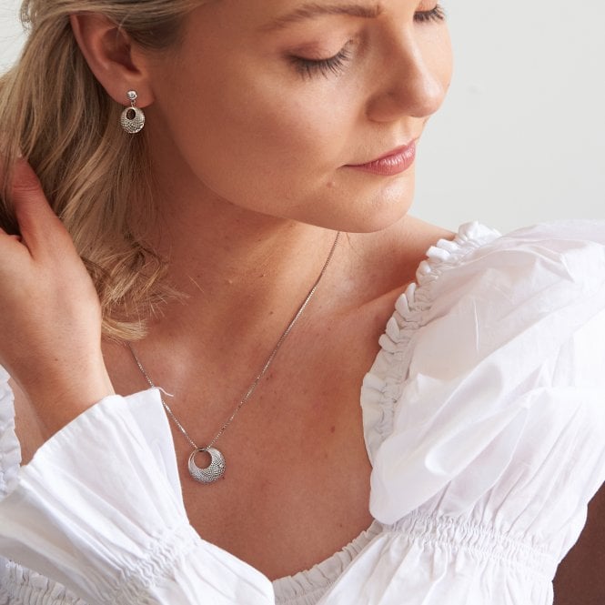 Hot Diamonds Quest Filigree Circle Pendant