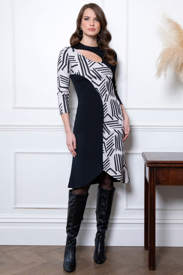 hot squash Asymmetric Keyhole Dress Black / Grey Calligraphy