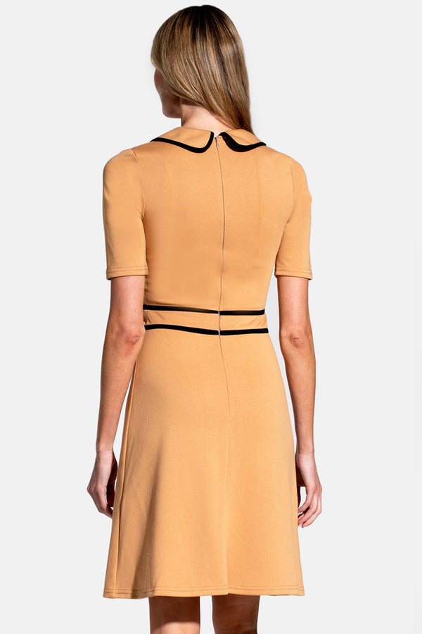 Hot Squash Contrast Piping Dress With Flared Skirt Camel/Black
