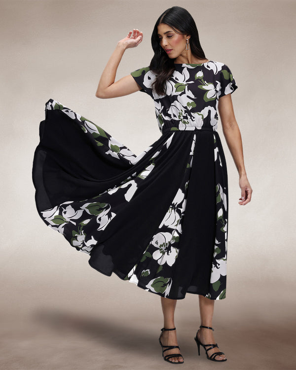 hot squash Pleated Midi Dress Green / White Floral