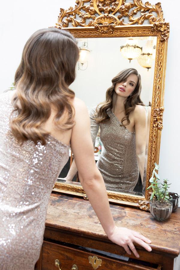 Hot Squash One-Sleeved Sequin Ruched Dress Cream / Silver