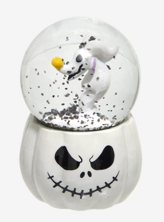 hot topic The Nightmare Before Christmas Zero Pumpkin Mini Snow Globe
