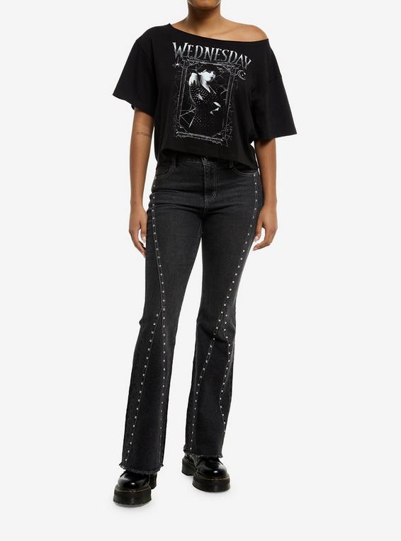 Hot Topic Wednesday & Thing Portrait Off-Shoulder Girls T-Shirt