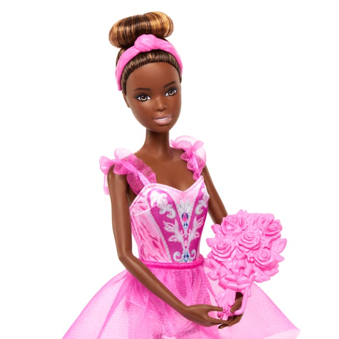 Hot Wheels Barbie Ballet Room Set With 2 Ballerina Fashion Dolls Extra Look & Dance Accessories