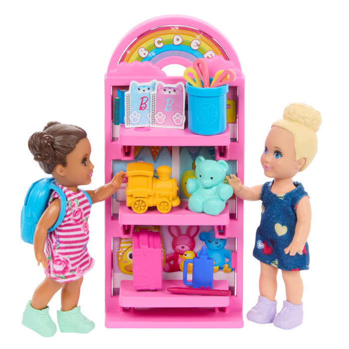 Hot Wheels Barbie I Love School Classroom Playset With 1 Fashion Doll 2 Small Dolls & 20+ Accessories