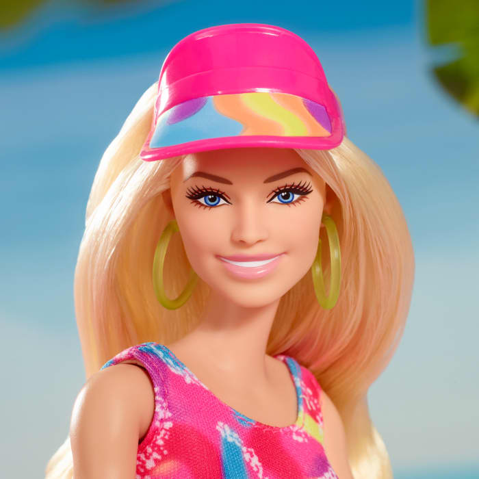 Hot Wheels Barbie The Movie Collectible Doll Margot Robbie As Barbie In Inline Skating Outfit