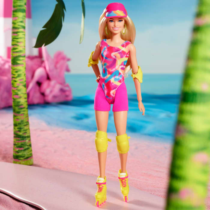 hot wheels Barbie The Movie Collectible Doll Margot Robbie As Barbie in Inline Skating Outfit