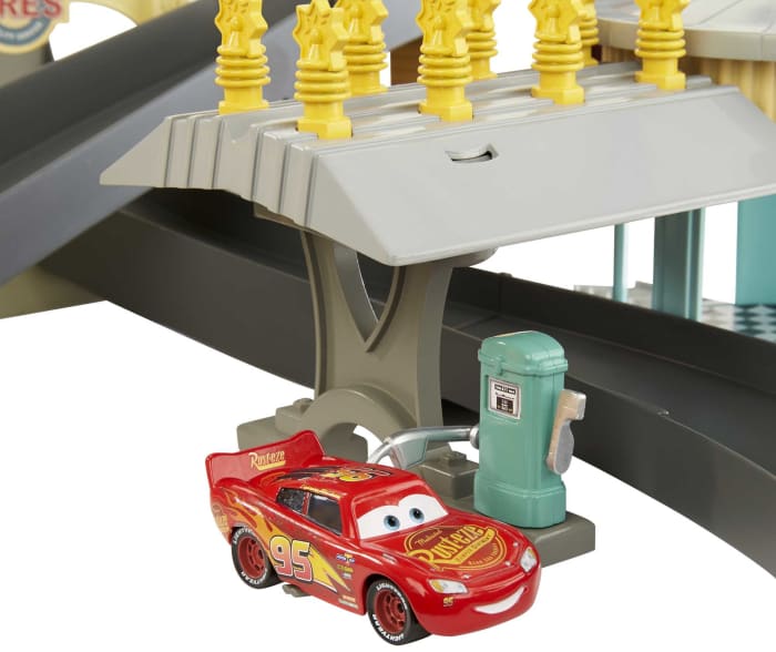 Hot Wheels Disney And Pixar Cars Toys Track Set Race Around Radiator Springs