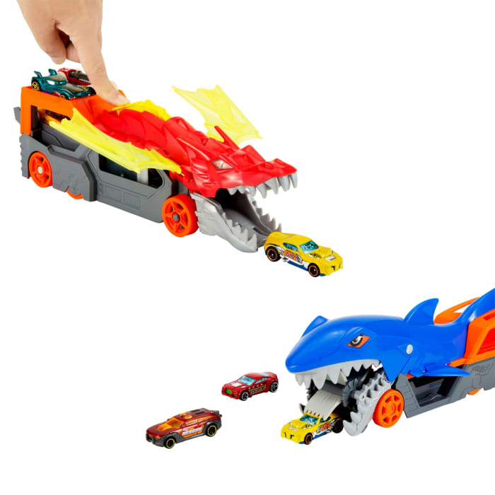 hot wheels Hot Wheels City Battling Creature Transports Vehicle & 10 Die-Cast Toy Cars