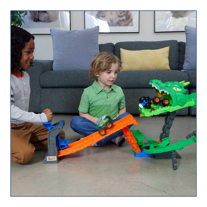 hot wheels Hot Wheels Monster Trucks Sharks vs Dinos Dragon Destruction Playset & 2 Toy Trucks