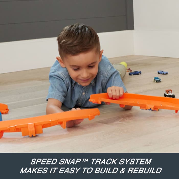 hot wheels Hot Wheels Track Creator Boosted Jump Speedway Set With 1:64 Scale Toy Car & Motorized Booster