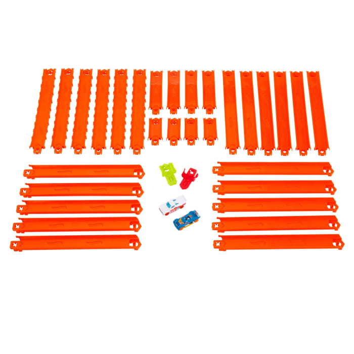 hot wheels Hot Wheels Track Creator Deluxe Track Pack With 2 Toy Cars 25 Feet Of Different Speed Snap Tracks