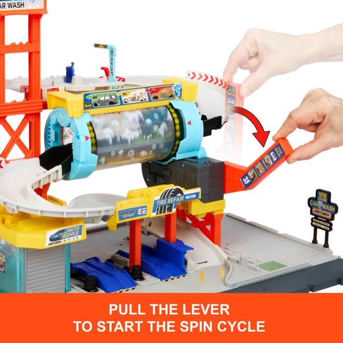 Hot Wheels Matchbox Spin Cyclone Car Wash Playset With 1:64 Scale Die-Cast Toy Corvette & Tow Truck