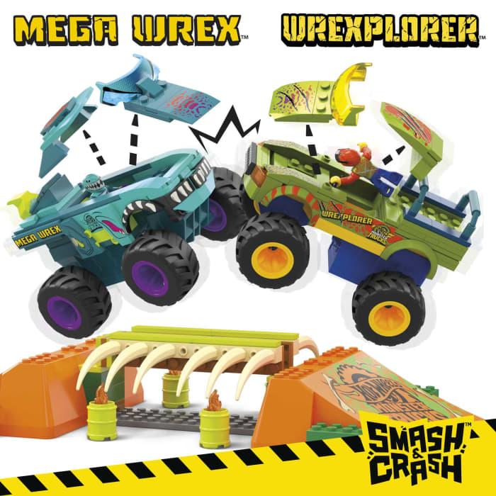 hot wheels MEGA Hot Wheels MEGA-Wrex Boneyard Stunt Course Building Toy With 2 Figures (332 Pieces)