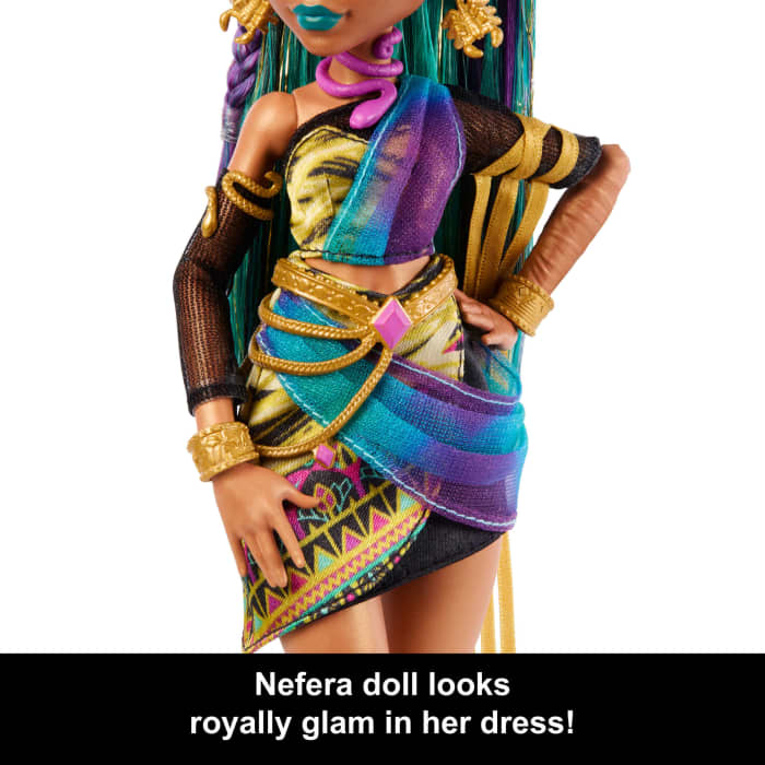 Hot Wheels Monster High Nefera De Nile Doll With Pet Scarab Lavish And 7 Accessories Like Purse And Snacks