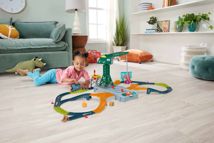 hot wheels Thomas et ses Amis Coffret Train Sonore Livraisons de Cranky hot wheels Thomas et ses Amis Coffret Train Sonore Livraisons de Cranky