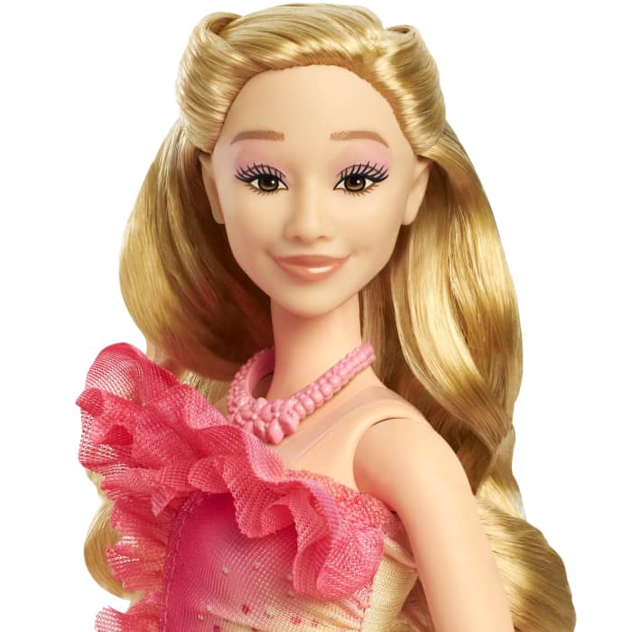 Hot Wheels Universal Pictures’ Wicked Glinda Fashion Doll With Removable Fashions & Accessories
