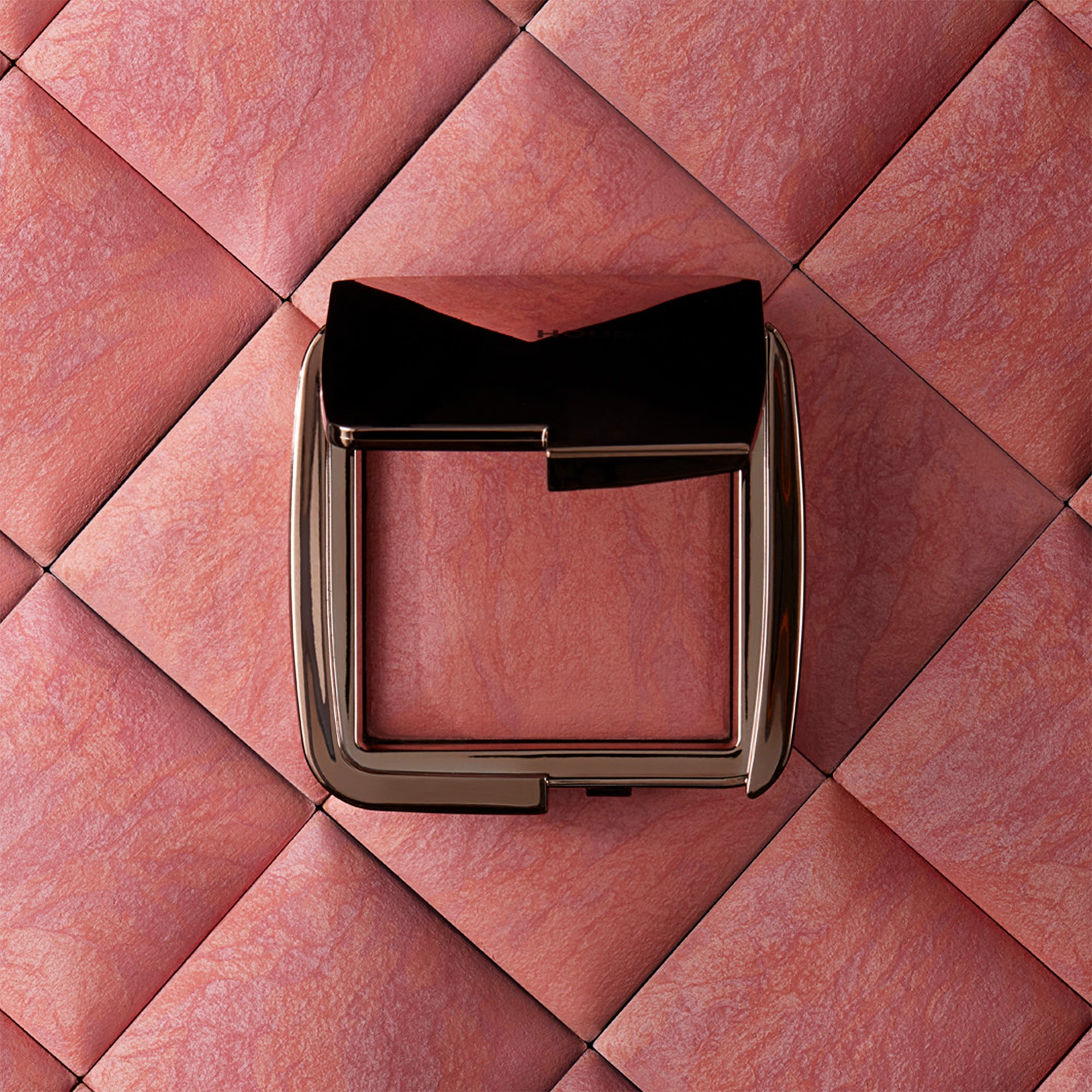 Hourglass Ambient™ Lighting Blush