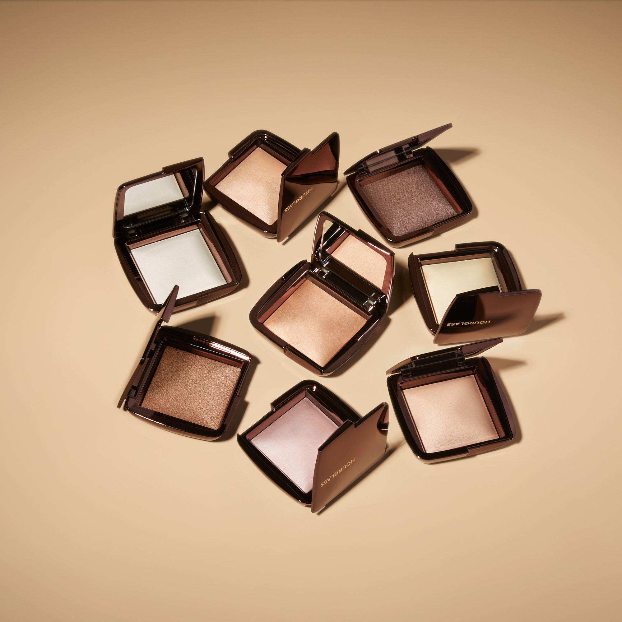 Hourglass Ambient™ Lighting Finishing Powder