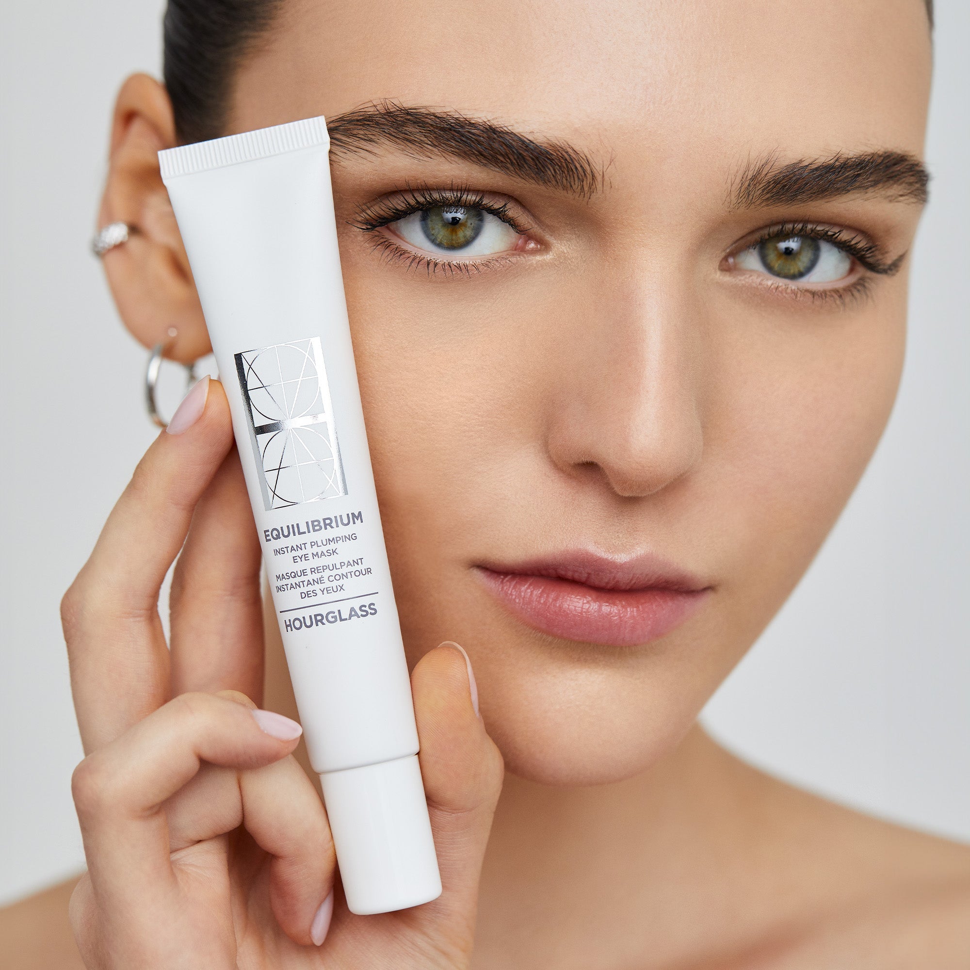 Hourglass Equilibrium Instant Plumping Eye Mask