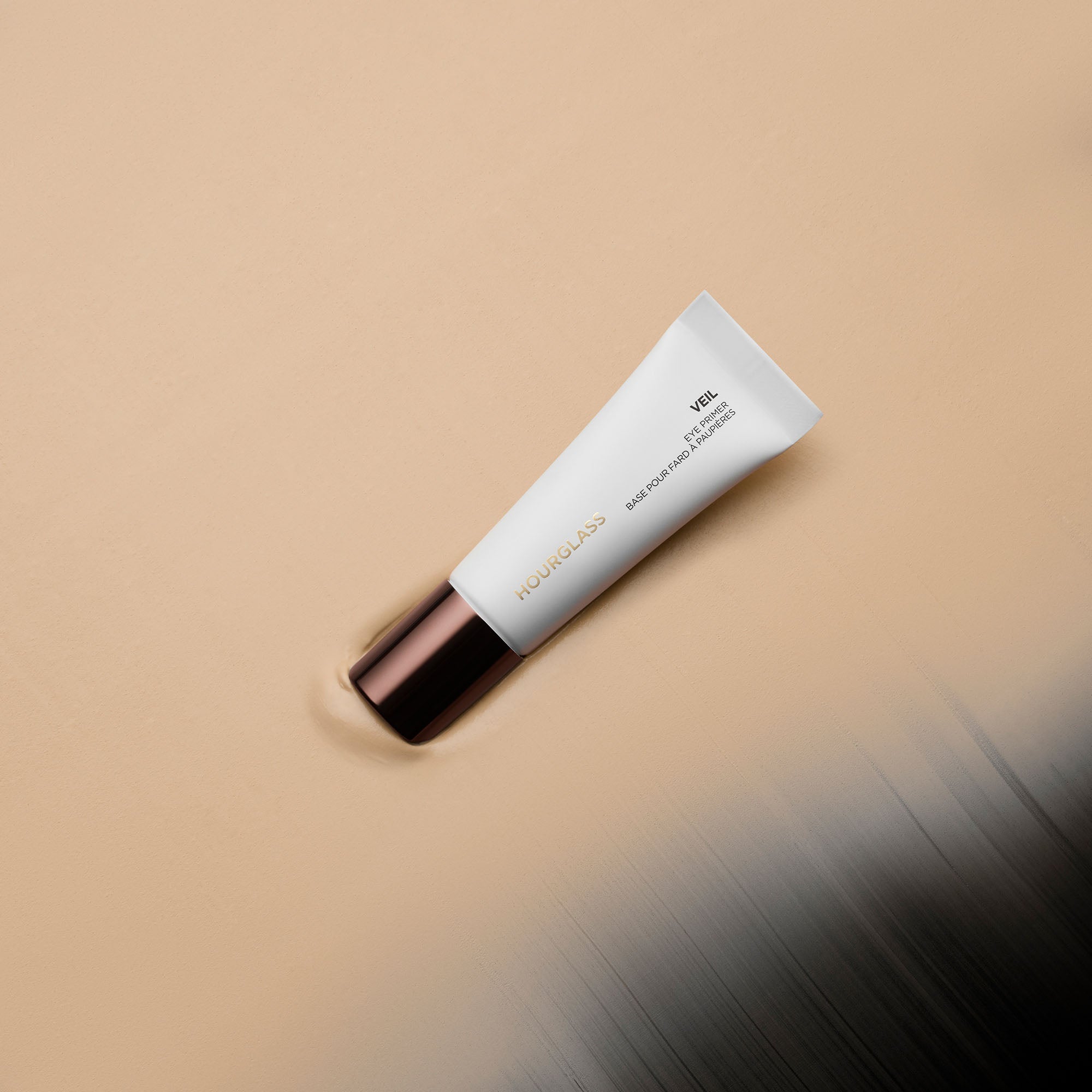 Hourglass Veil™ Eye Primer