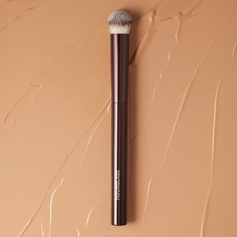Hourglass Vanish™ Seamless Finish Concealer Brush