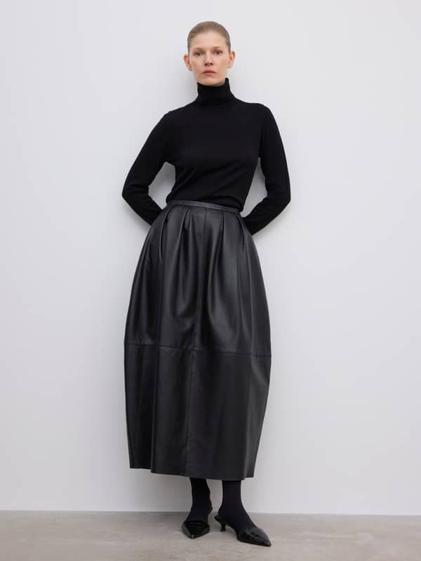 house of dagmar Skirts Curved Leather Skirt Black