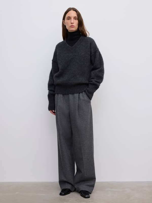 House Of Dagmar Knitwear V-neck Alpaca Knit Dark Grey Melange