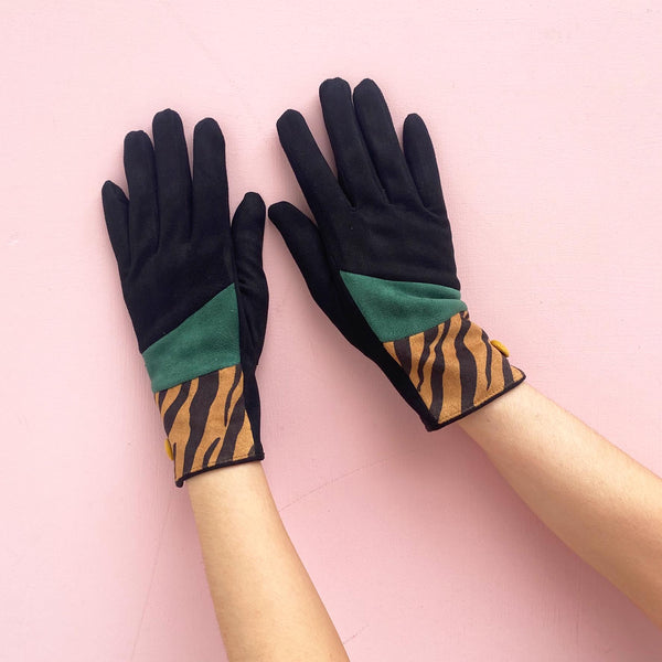 House Of Disaster Animal Print 'Tiger' Suedette Gloves