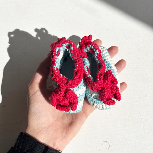 house of disaster Flower Booties 0-6 Months