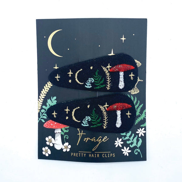 House Of Disaster Forage Black Hairclips