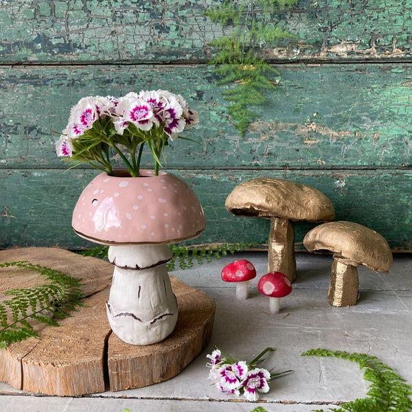 house of disaster Forage Mushroom Vase