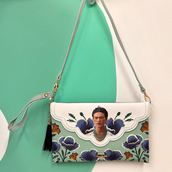 house of disaster Frida Kahlo Clutch Bag