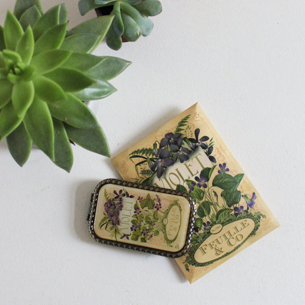 house of disaster In Bloom Violet Compact