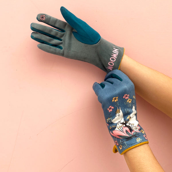 House Of Disaster Moomin Lotus Gloves
