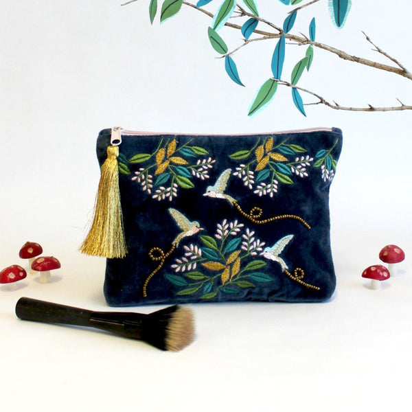 house of disaster Secret Garden Bird Make Up Bag