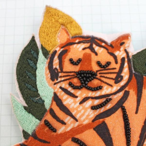 House Of Disaster Little Arc Tiger Shaped Coin Pouch